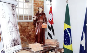 Memorial e Oratório Frei Galvão Construtor 